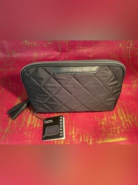 NWT Sephora Collection - The Overnighter Quilted Cosmetic Makeup Travel Pouch